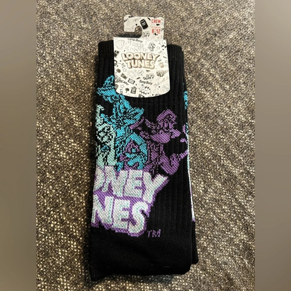 NWT Looney Tunes Crew Socks - Picture 1 of 6